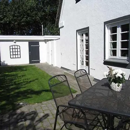 Romantisches Reetdachhaus