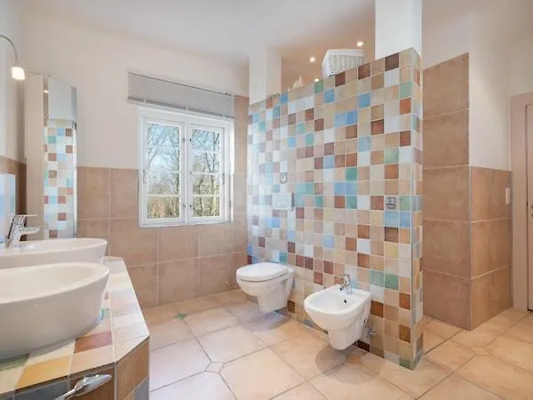 Romantisches Reetdachhaus * Pellworm